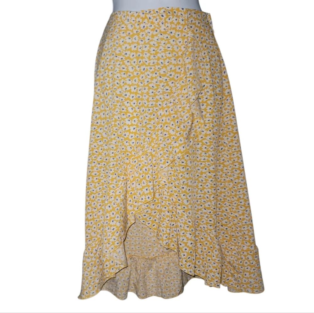 👗Woman Size S Shein Wrap Skirt👗 - Picture 3 of 8